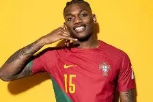 开云官方在线-葡萄牙国家队主帅调整阵容备战比赛，意在获胜()