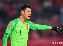 开云体育app-丹麦球员埃里克森比赛中突然倒地 第2张 开云体育app-丹麦球员埃里克森比赛中突然倒地 第2张