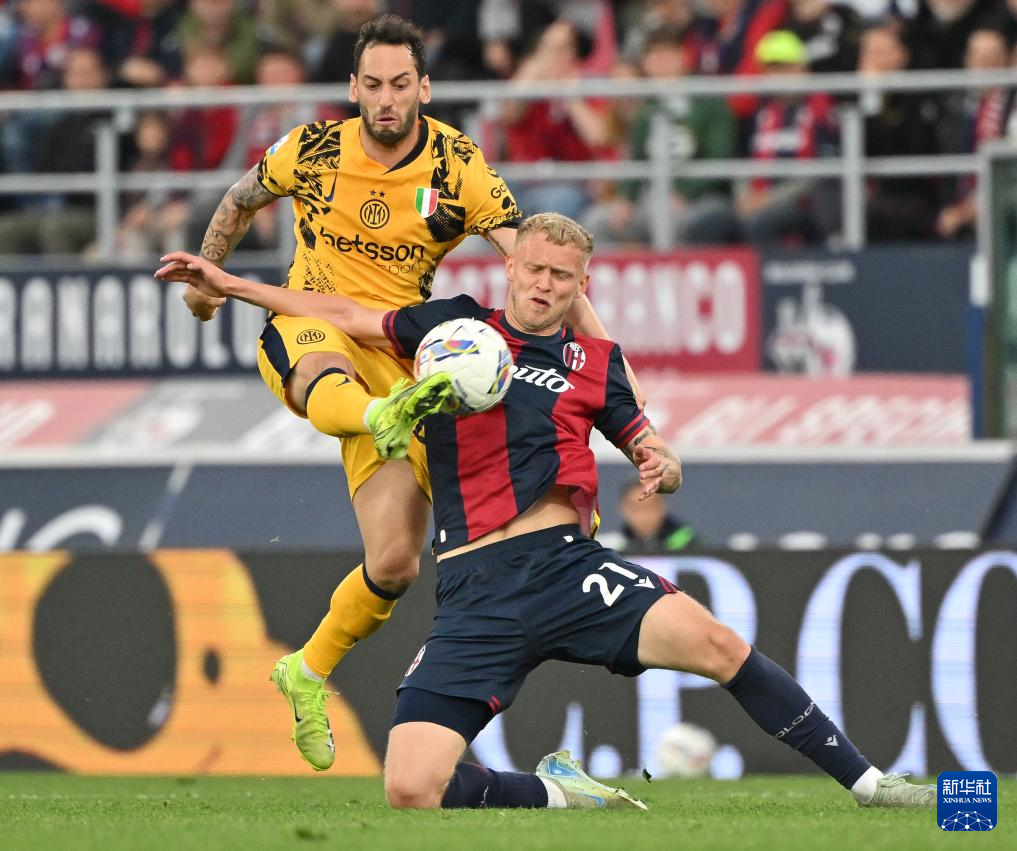 kaiyun(中国)官方网站-比萨vs博洛尼亚攻防博弈  第1张