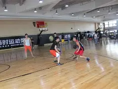 开云体育官网-球队举办篮球赛事，吸引众多球迷观赏()  第2张