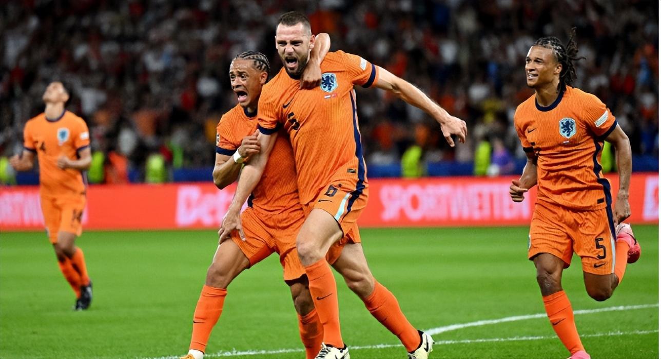 开云体育登录-荷兰大胜德国，锁定欧洲杯四分之一决赛资格()  第1张