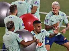 开云体育app中国-沙尔克队积极备战，雄心勃发()  第1张