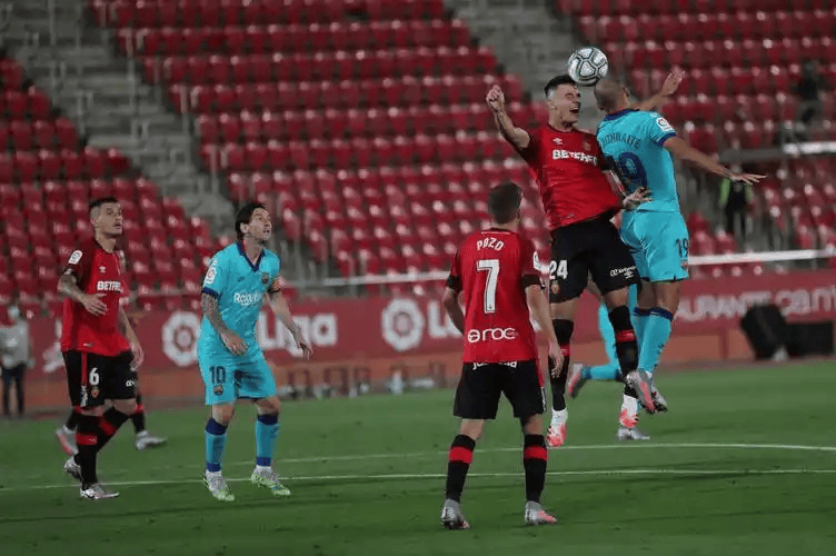 开云体育官网-马德里竞技不敌巴伦西亚,客场遭遇一场惨败() 第2张 开云体育官网-马德里竞技不敌巴伦西亚,客场遭遇一场惨败() 第2张