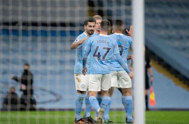 开云体育官网-曼城遭遇意外失分，领先优势缩小()  第1张