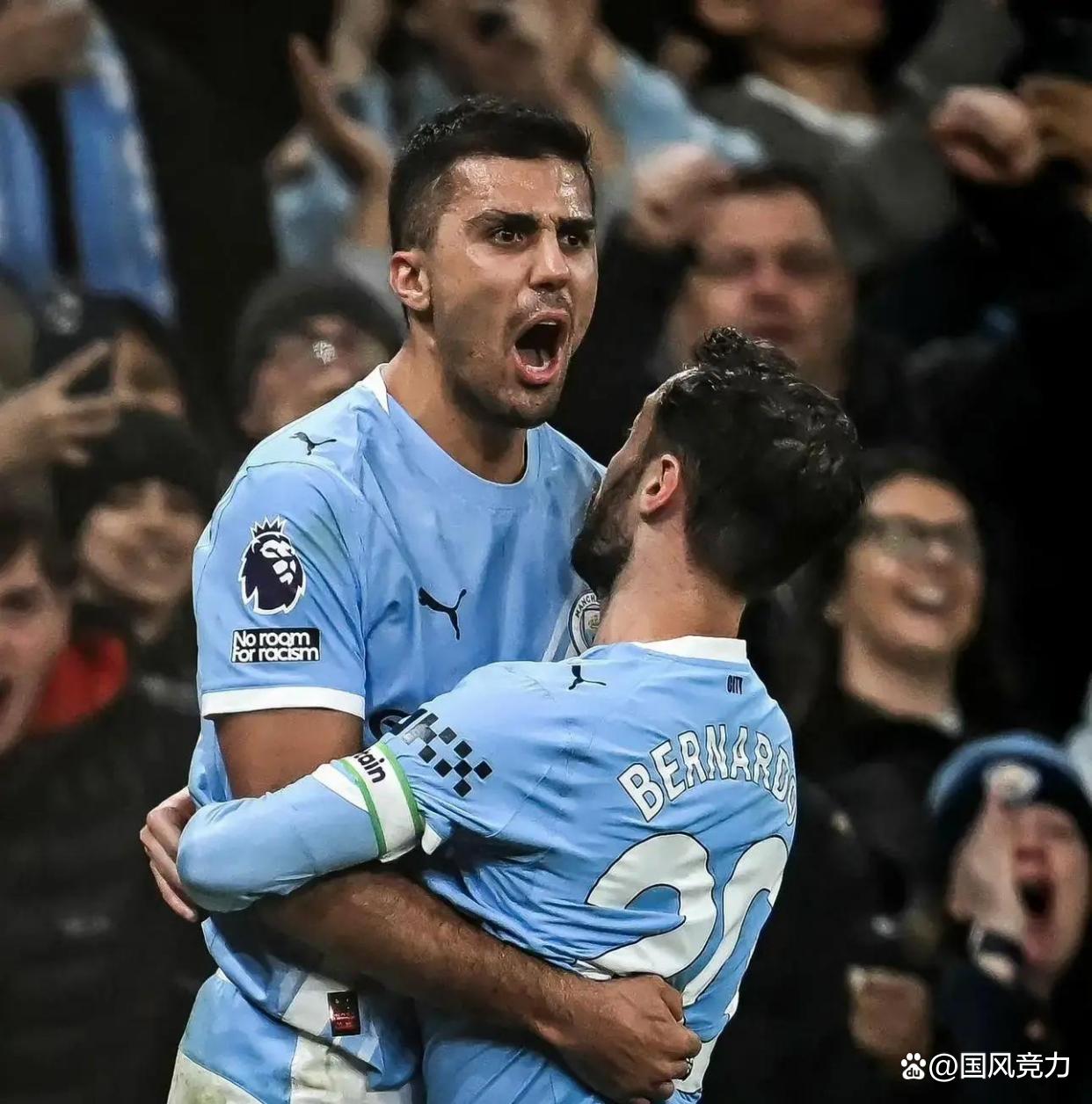 kaiyun sports-欧洲足坛风云再起，强队竞逐领跑优势(世界足坛十大顶级中场)  第2张